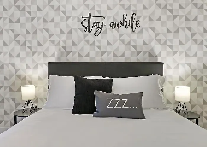 Modern 1br - Crosby 204 Apartment *