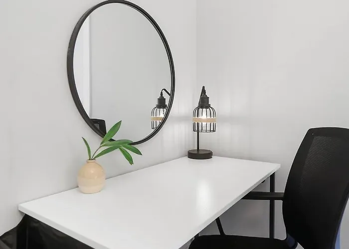 Modern 1br - Crosby 204 *